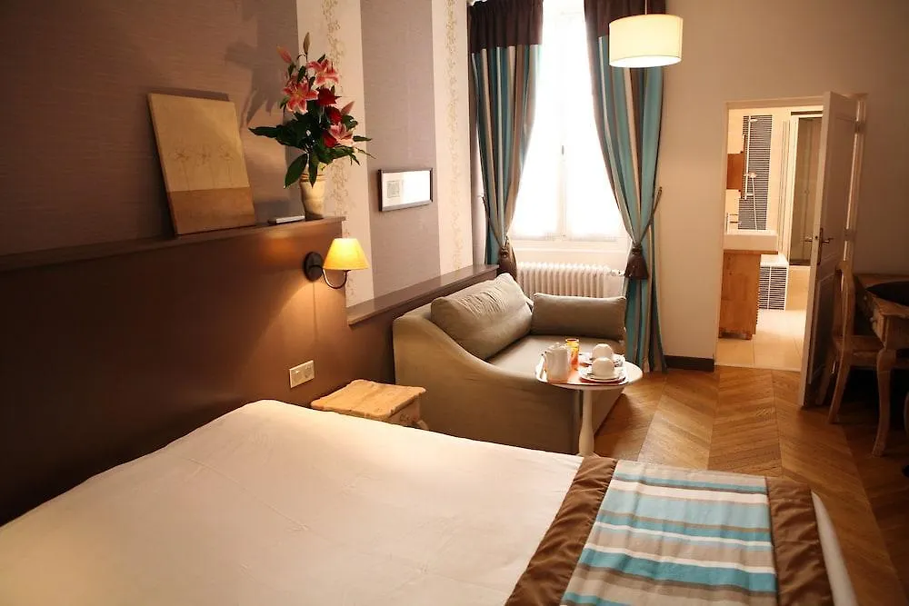****  Hotel Bayard Bellecour Lyon Francie